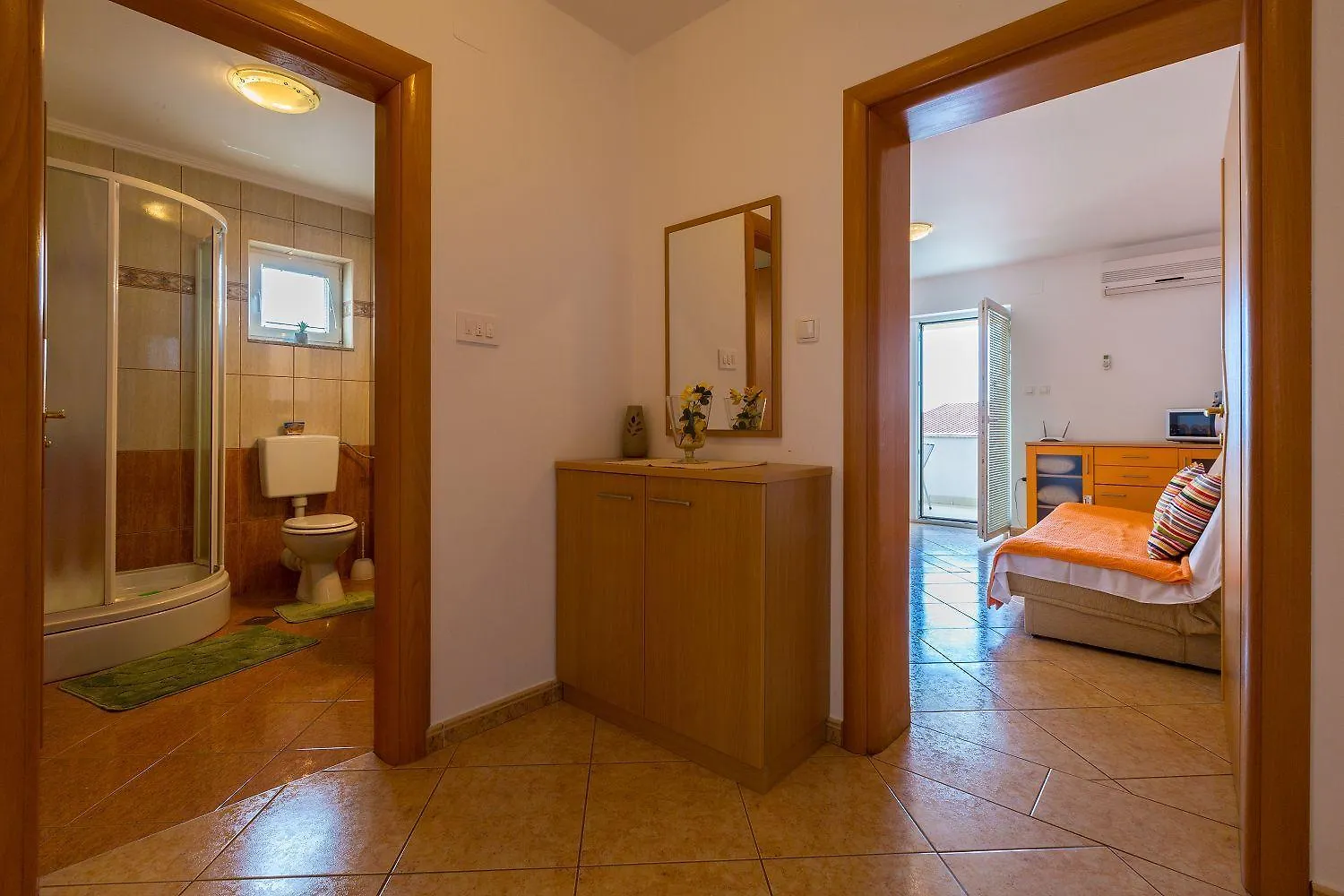 Mediterranes Apartment Nur 350 Meter Zum Strand Mit Meerblick, Elektrogrill, Privatparkplatz Dramalj Croatia