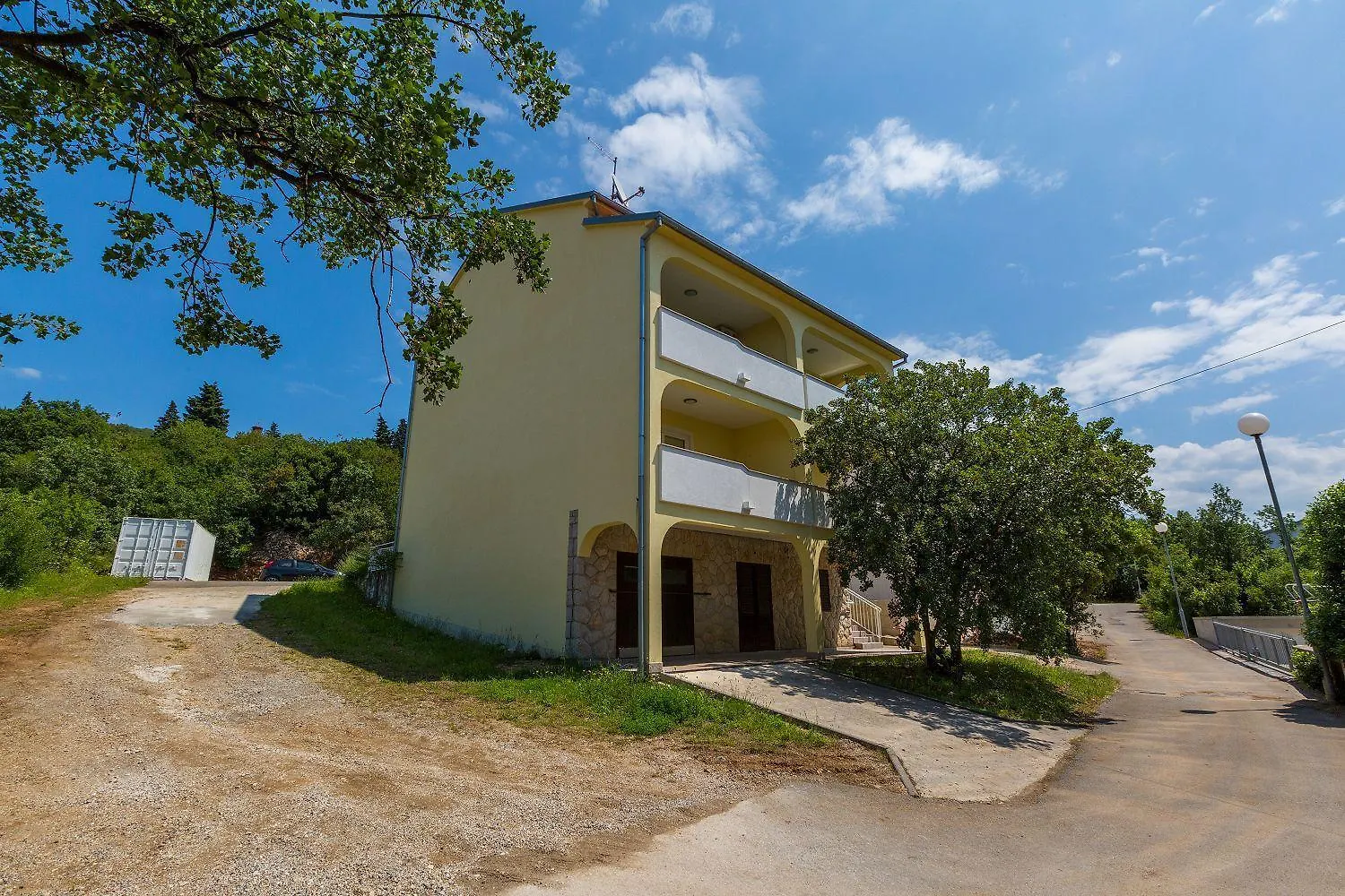 Mediterranes Apartment Nur 350 Meter Zum Strand Mit Meerblick, Elektrogrill, Privatparkplatz Dramalj