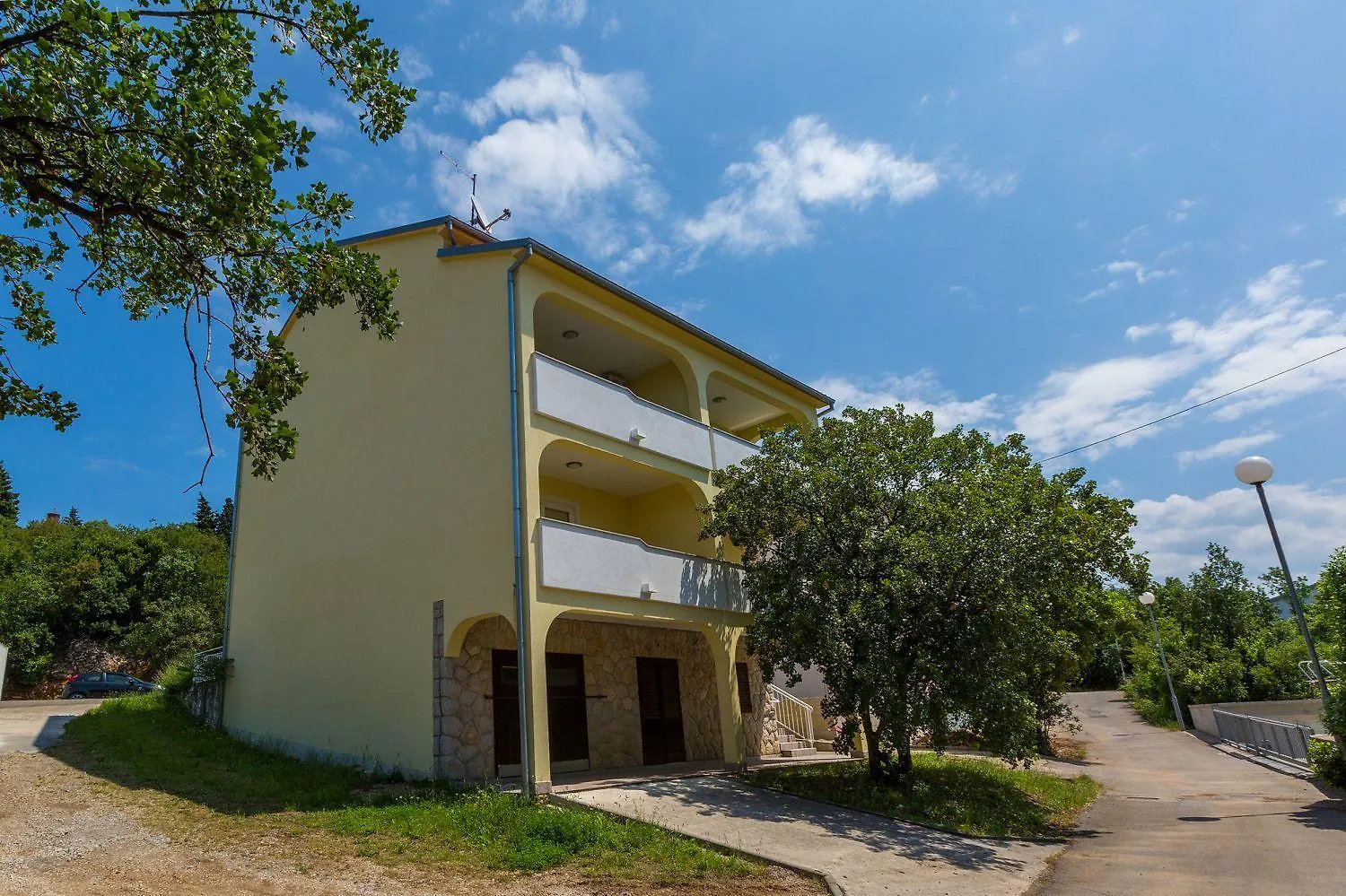 דראמליי Mediterranes Apartment Nur 350 Meter Zum Strand Mit Meerblick, Elektrogrill, Privatparkplatz קרואטיה
