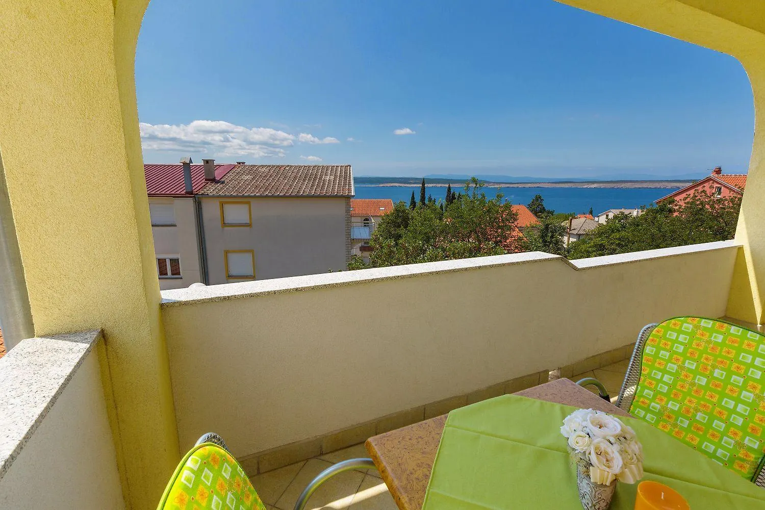 Mediterranes Apartment Nur 350 Meter Zum Strand Mit Meerblick, Elektrogrill, Privatparkplatz Dramalj 0*,