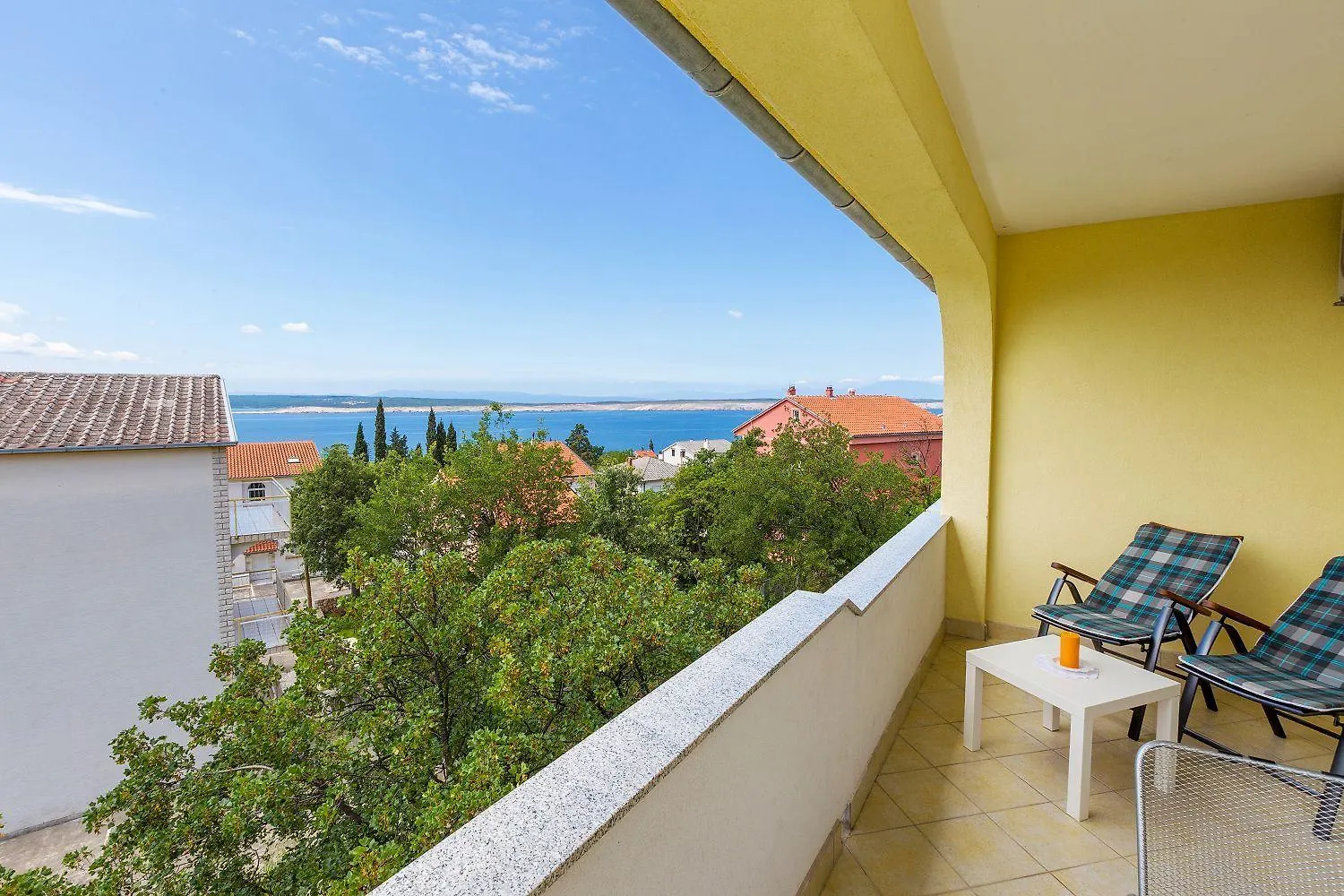 Mediterranes Apartment Nur 350 Meter Zum Strand Mit Meerblick, Elektrogrill, Privatparkplatz Dramalj Croatia